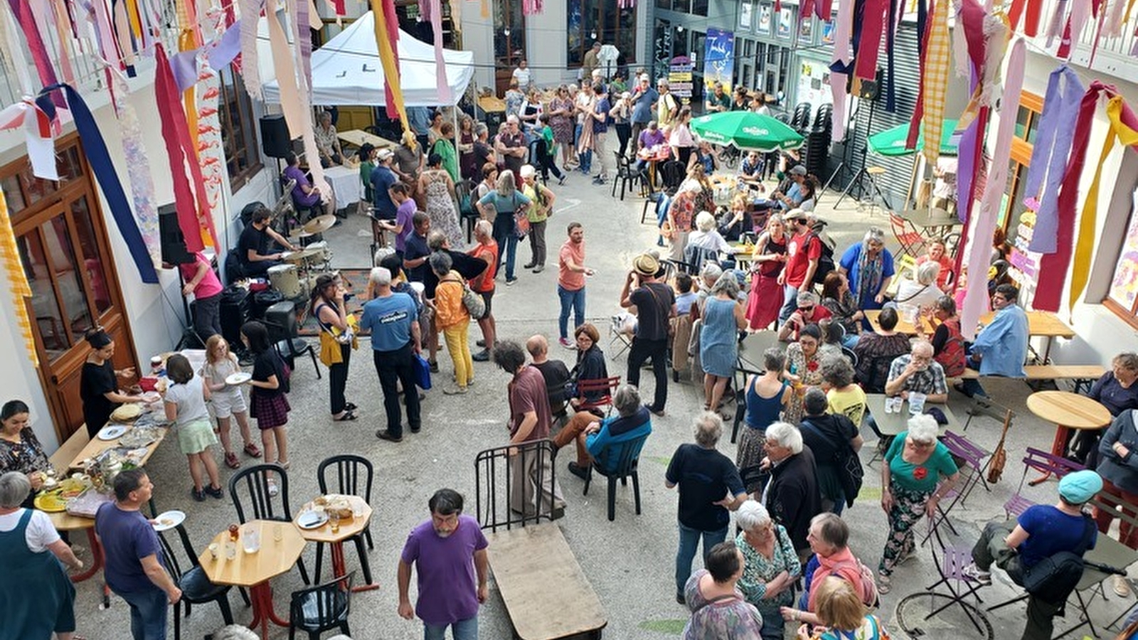 La Fraternelle : Café concert gourmand