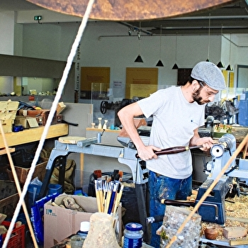 l'Atelier des savoir-faire : Démonstrations de tournage sur bois - RAVILLOLES
