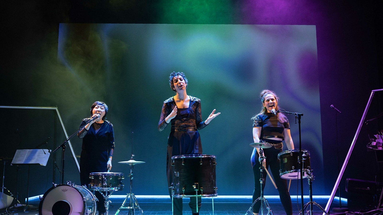 La fraternelle - théâtre & musique : FEMMAGE »La Colonie Bakakaï