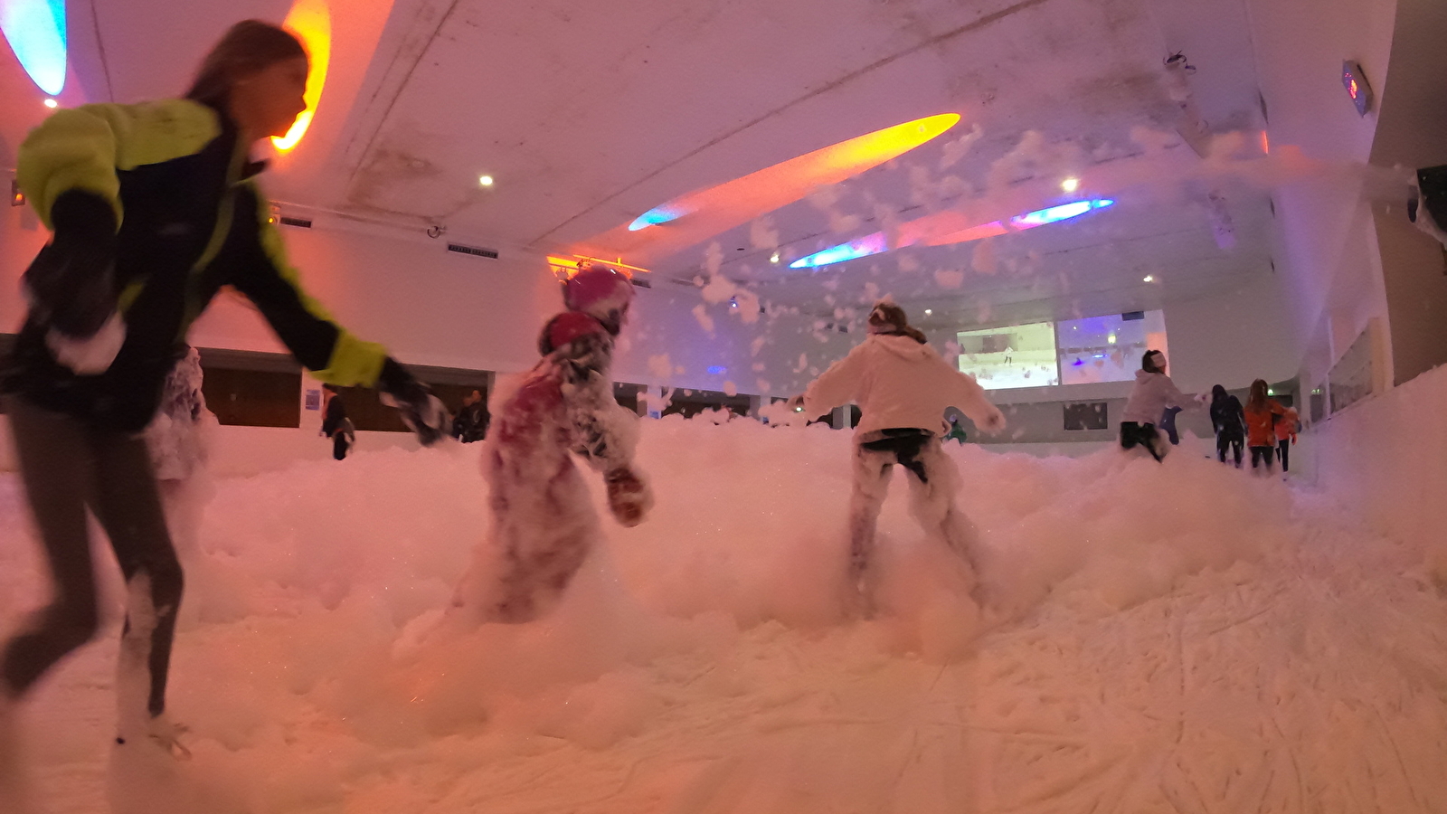 Nocturne à la patinoire : soirée mousse ! 